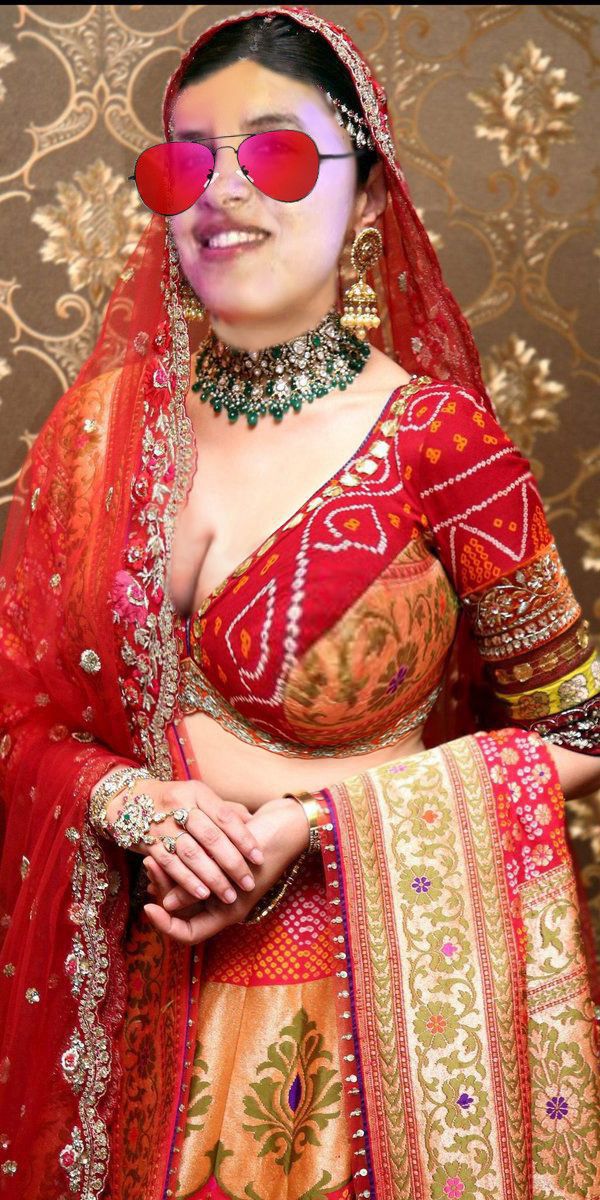Deep Boob Cleavage Deep Boob Cleavage